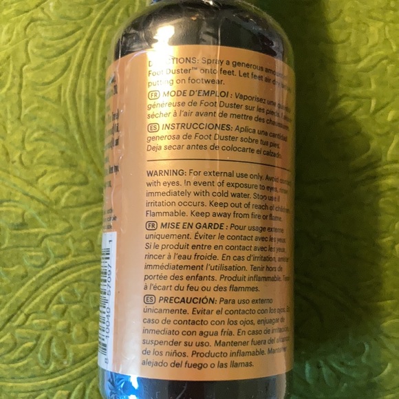 MANSCAPED BRAND NEW IN SEALED PACKAGE FOOT DUSTER COOLING FOOT DEODORANT - Picture 3 of 5